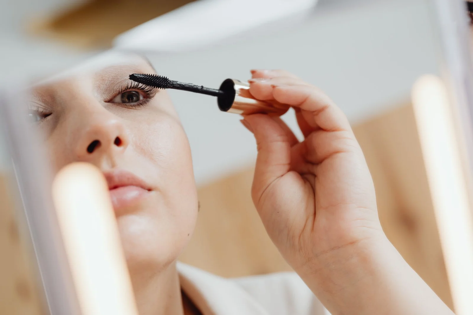 Como escolher a nécessaire de maquiagem ideal para simplificar sua rotina de beleza diária